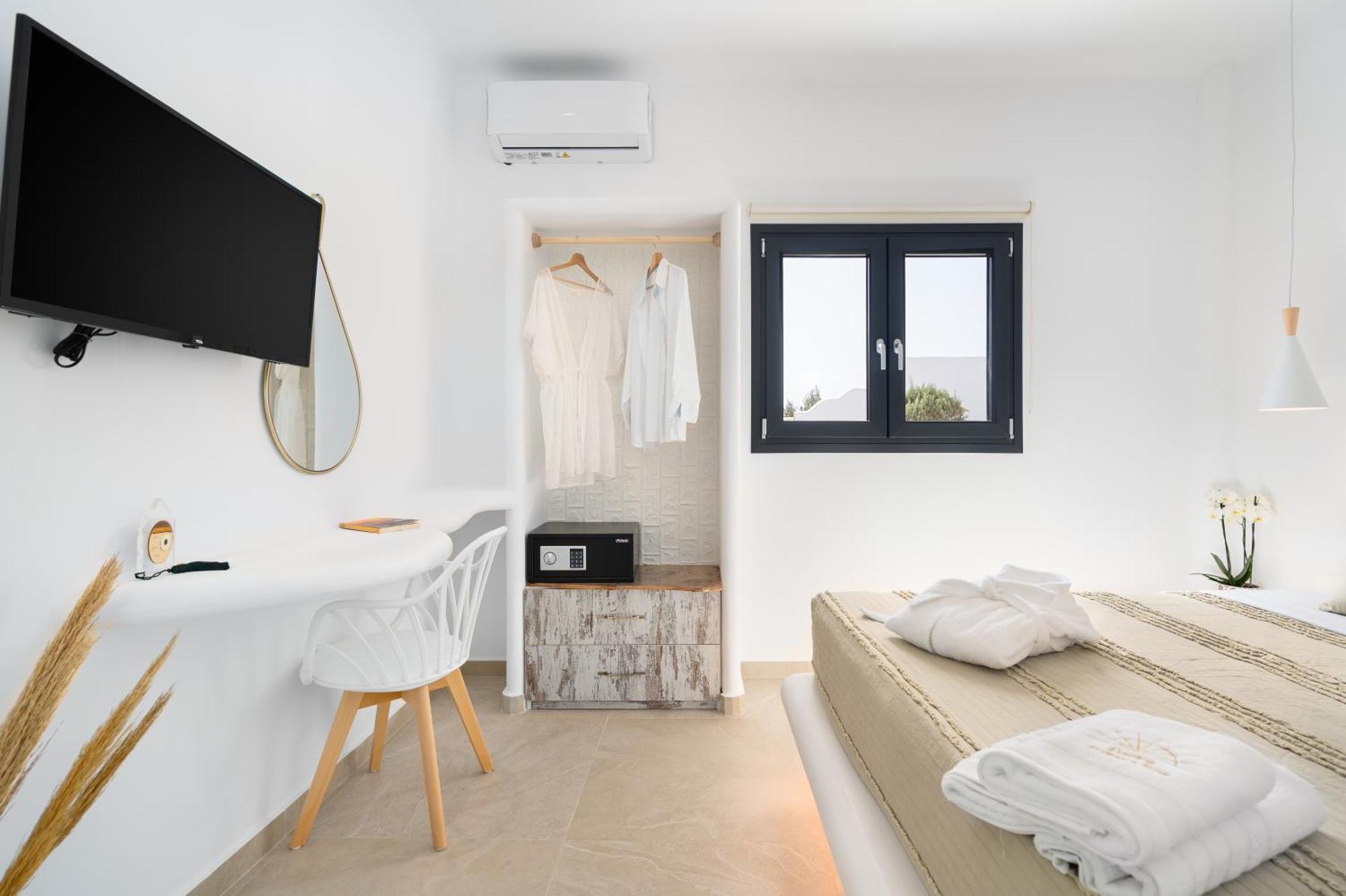 Electra Suites & Spa Perivolos  Exterior photo